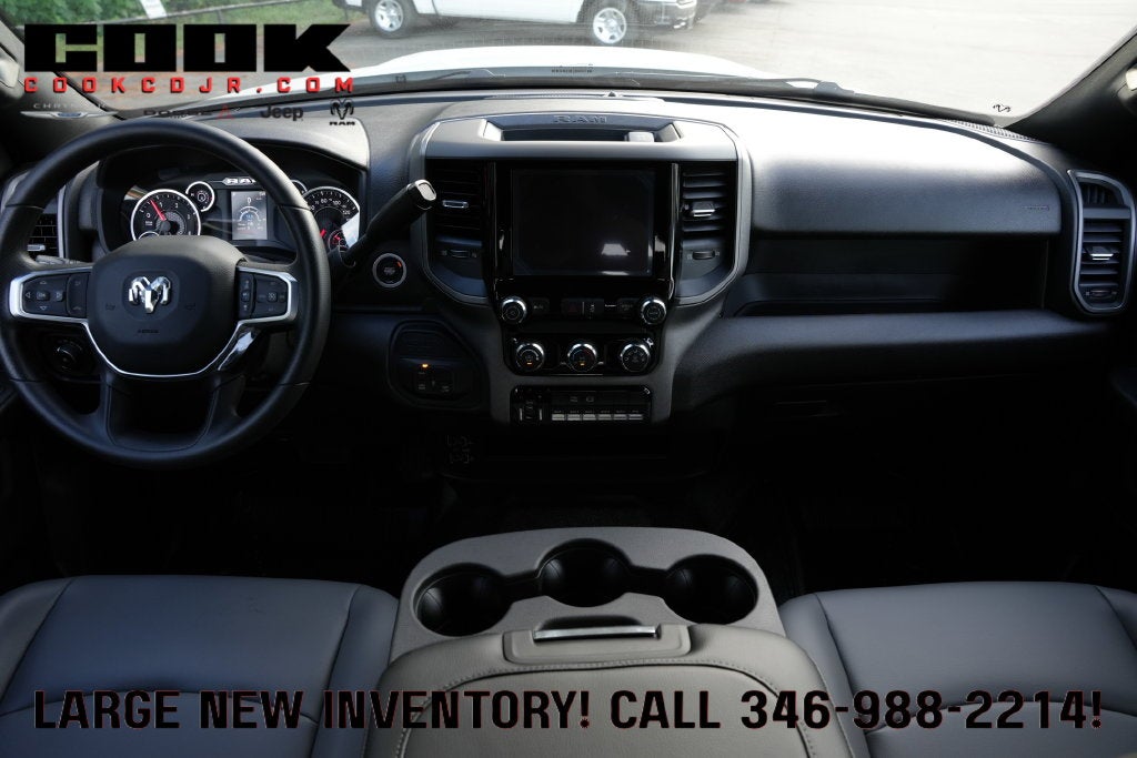 2027 RAM 3500 Chassis Cab RAM 3500 TRADESMAN CREW CAB CHASSIS 4X4 60' CA