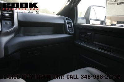 2027 RAM 3500 Chassis Cab RAM 3500 TRADESMAN CREW CAB CHASSIS 4X4 60' CA