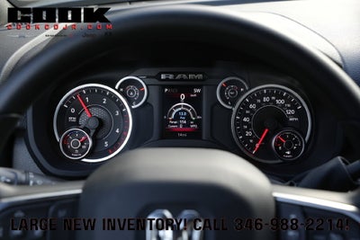 2027 RAM 3500 Chassis Cab RAM 3500 TRADESMAN CREW CAB CHASSIS 4X4 60' CA
