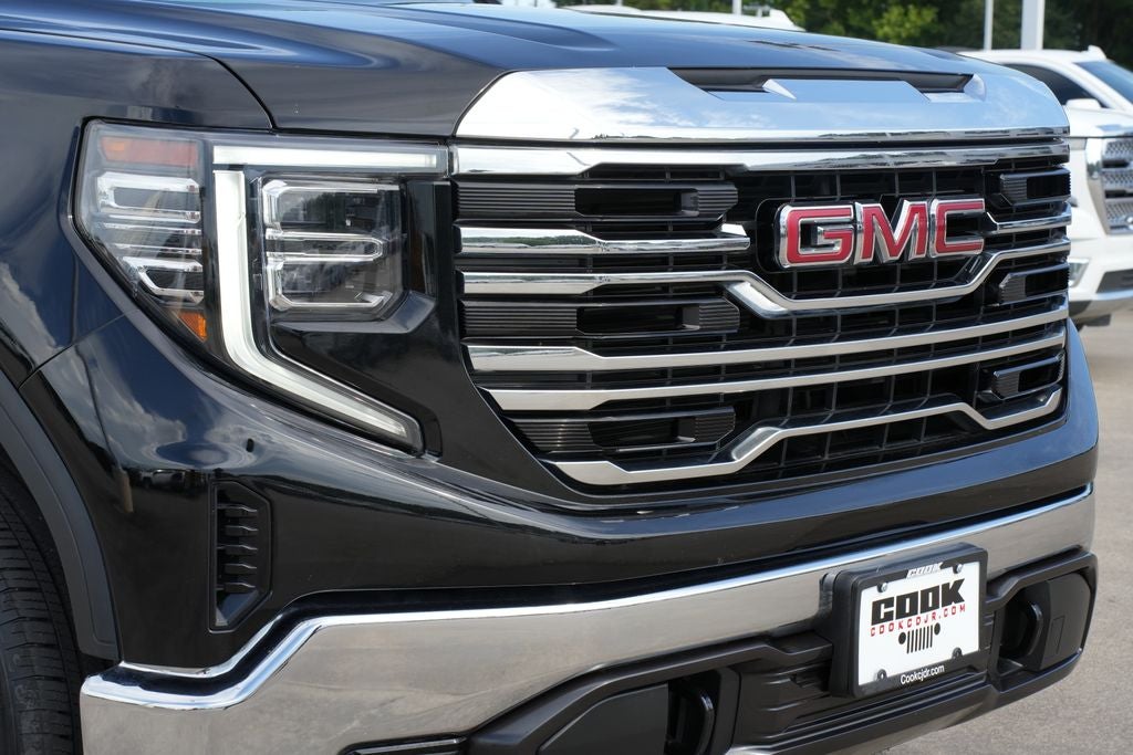 2025 GMC Sierra 1500 SLT