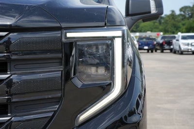 2022 GMC Sierra 1500 4WD Crew Cab Short Box Elevation