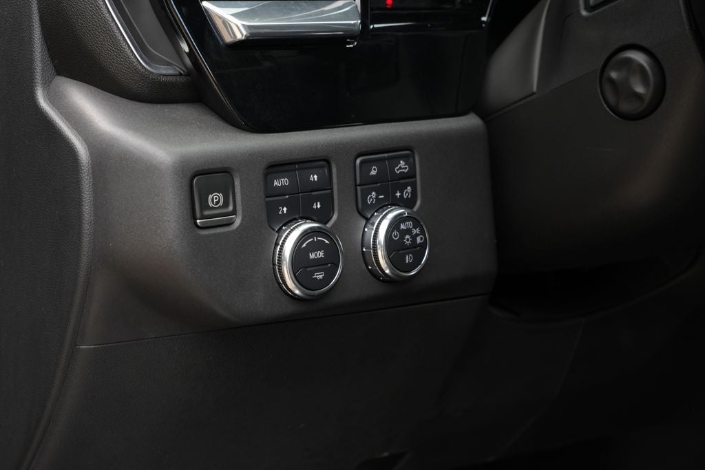 2023 GMC Sierra 1500 4WD Crew Cab Short Box SLT