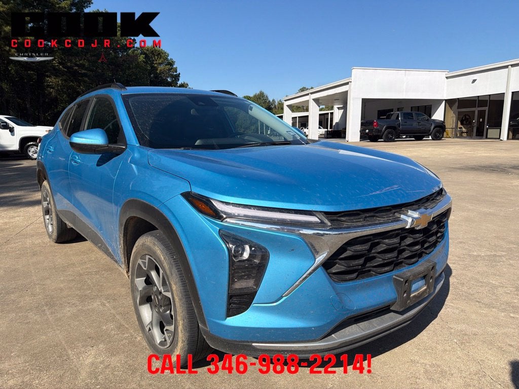 2025 Chevrolet Trax FWD LT