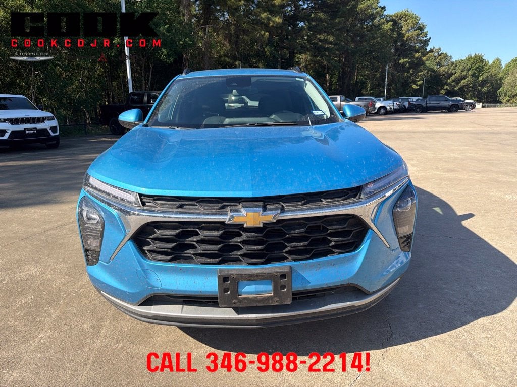 2025 Chevrolet Trax FWD LT
