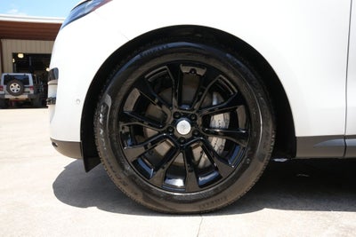 2025 Land Rover Range Rover Sport P360 SE